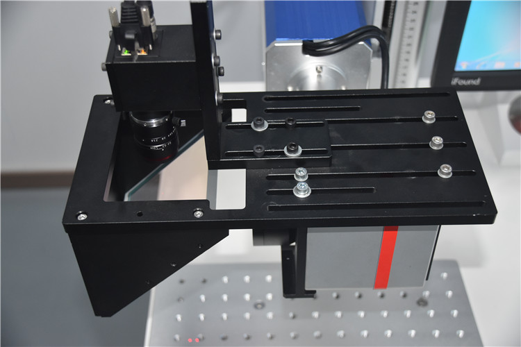 CCD視覺系統(tǒng)（攝像定位）激光打標(biāo)機(圖3)